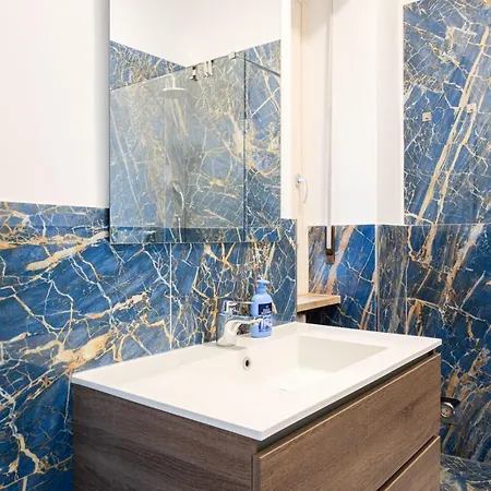 Repubblica Modern Apartment