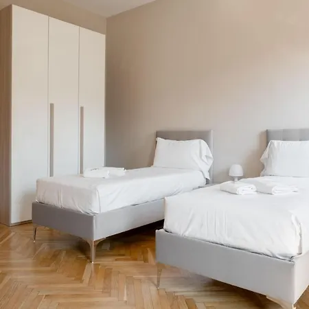 Apartment Repubblica Modern Turin