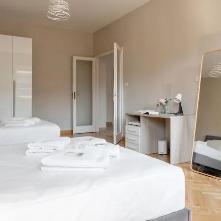 Repubblica Modern Apartment *
