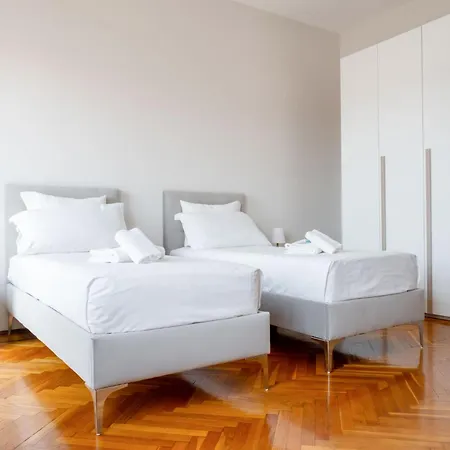 Lägenhet Repubblica Modern Turin