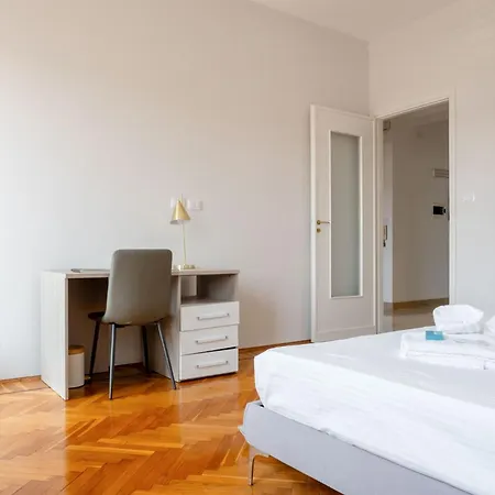 Repubblica Modern Turin